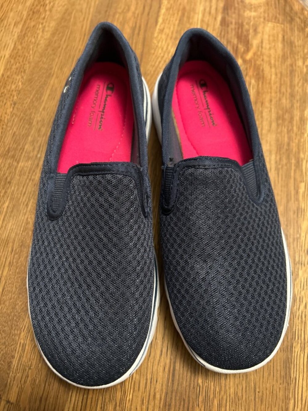 Champions woman’s shoes size 8